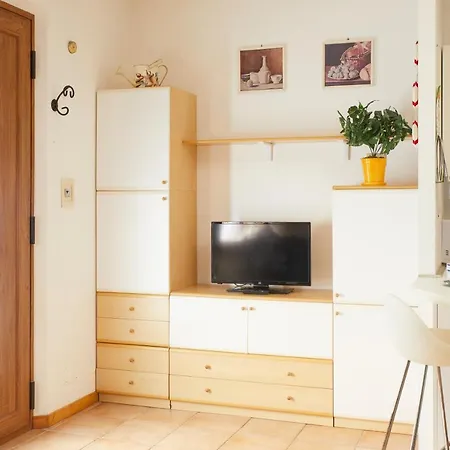 Conero - Parcheggio&patio A Due Passi Dal Mare Marcelli